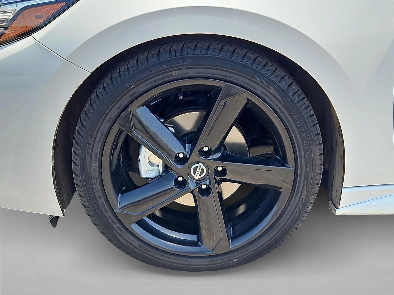 2022 Nissan Sentra SR Xtronic CVT