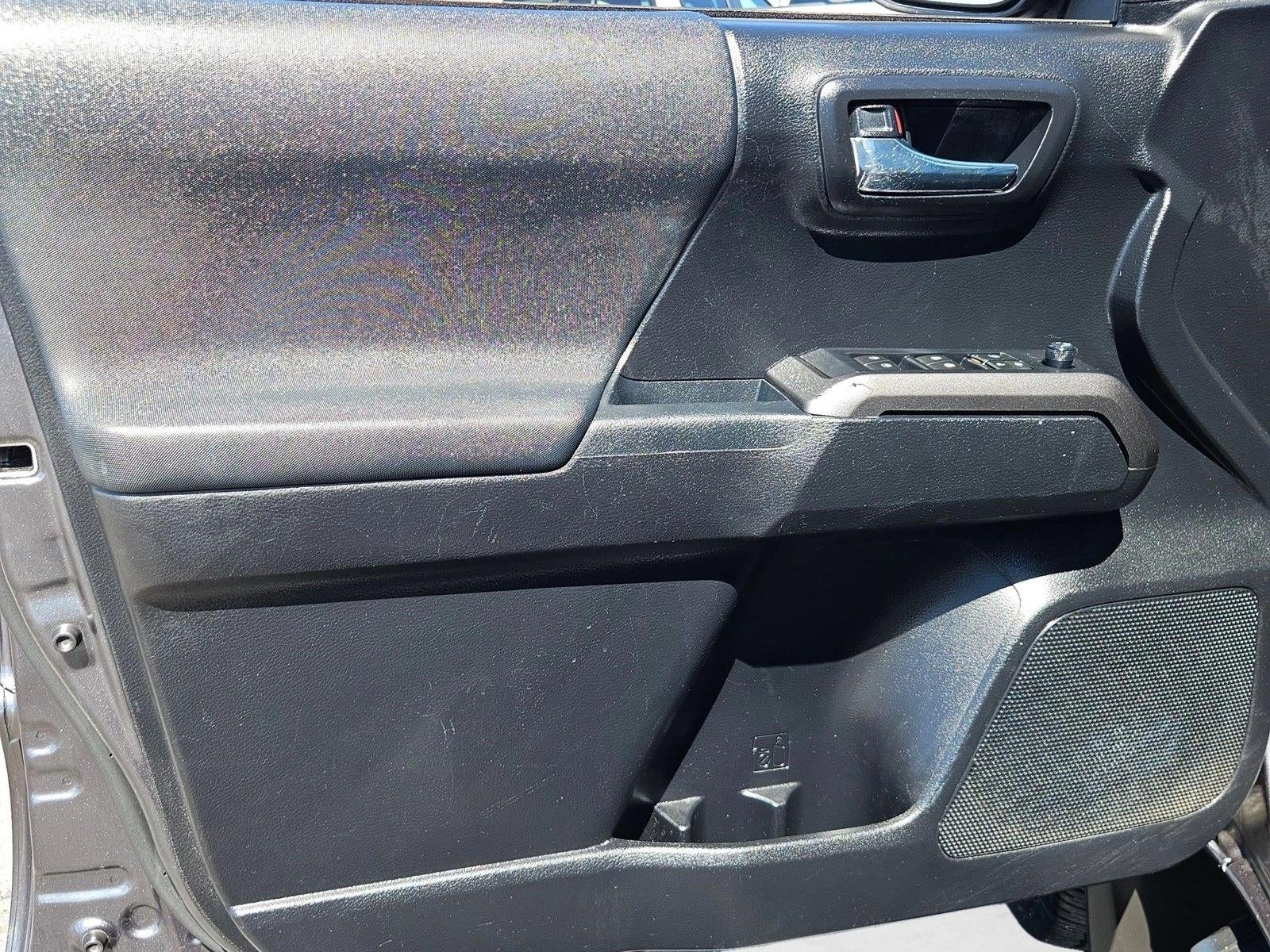 2022 Toyota Tacoma 2WD SR5