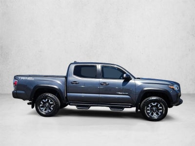 2022 Toyota Tacoma 2WD SR5