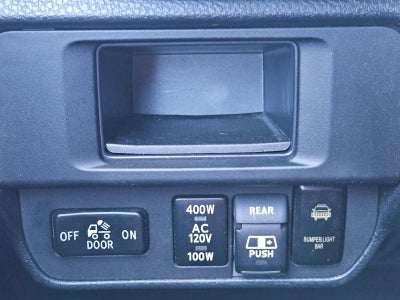 2017 Toyota Tacoma SR5 V6