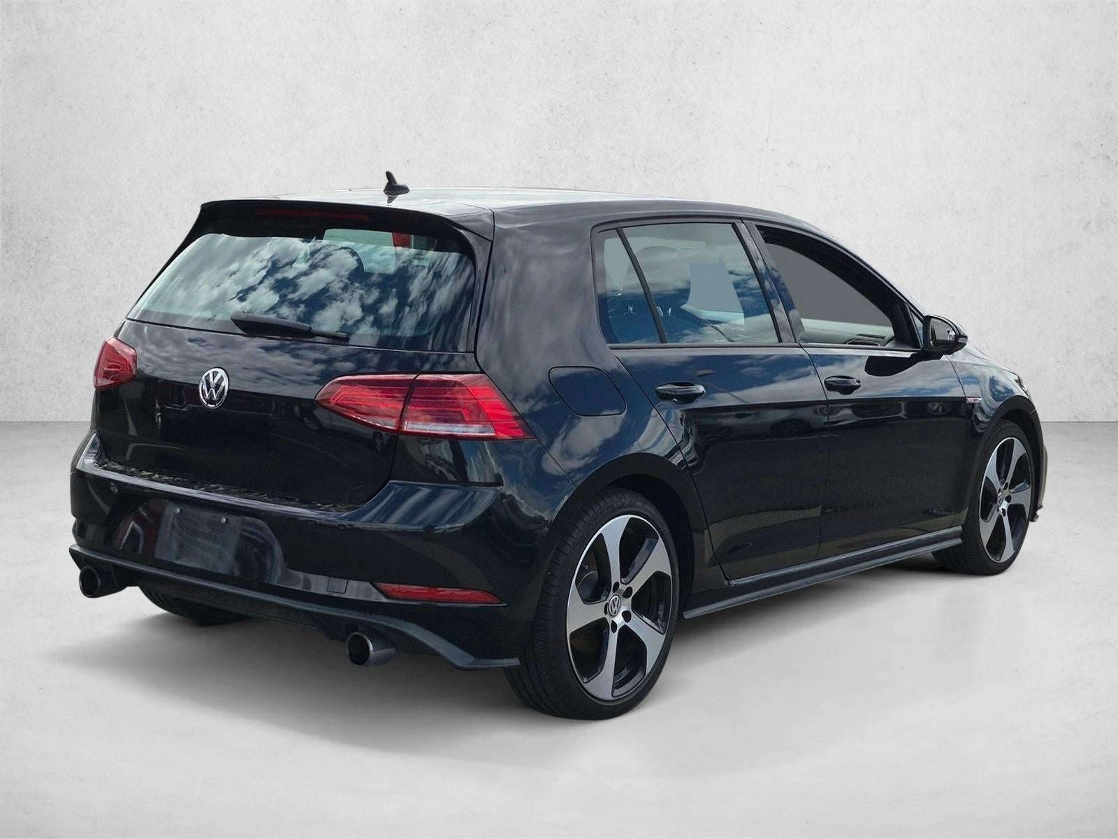2018 Volkswagen Golf GTI S