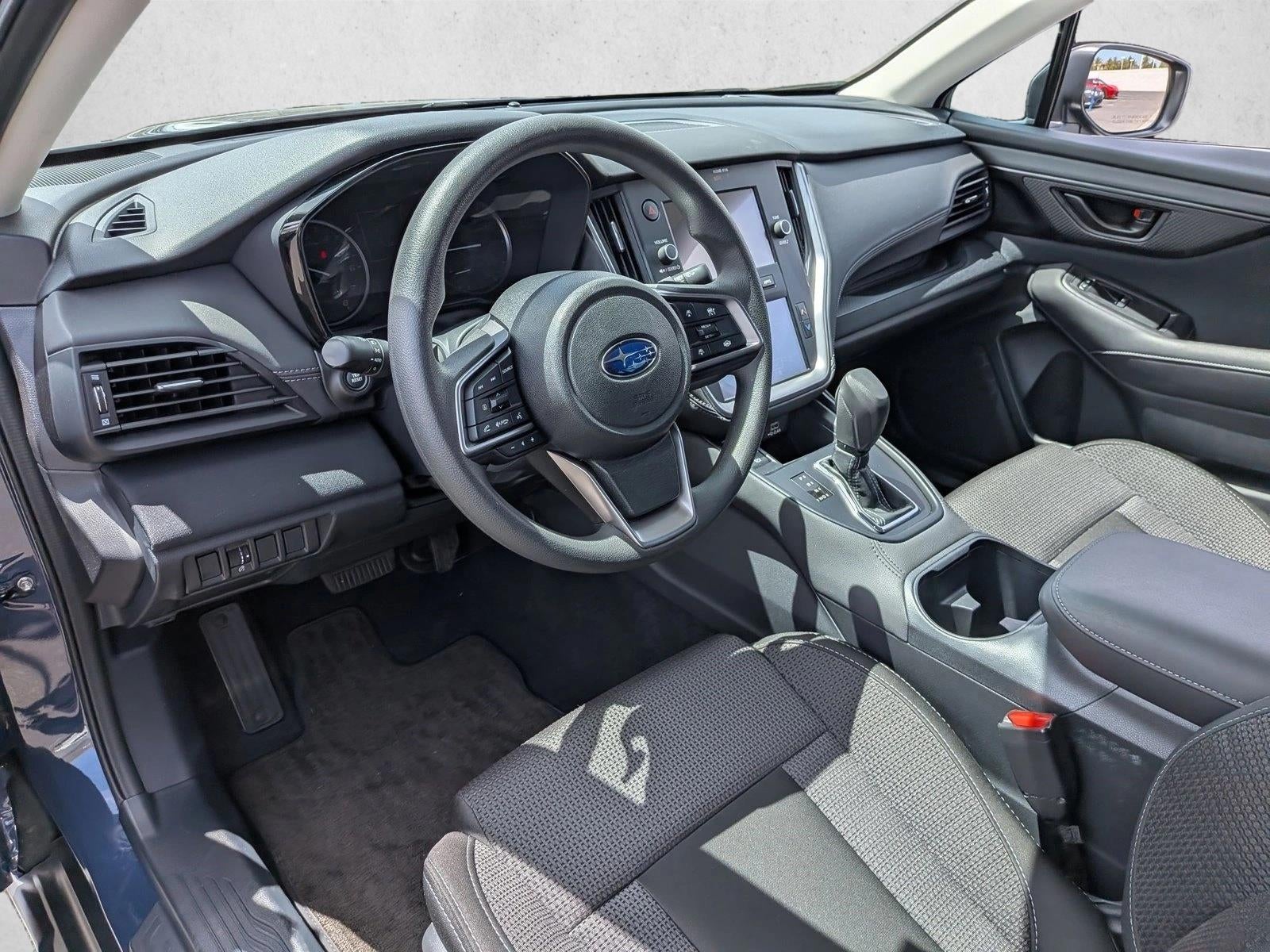 2025 Subaru Outback Base