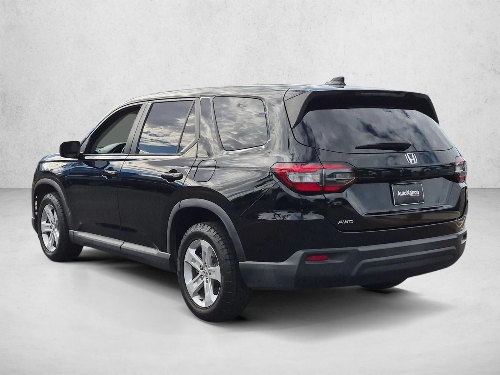 2023 Honda Pilot LX