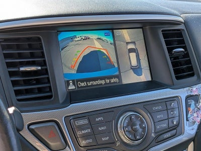 2019 Nissan Pathfinder SL