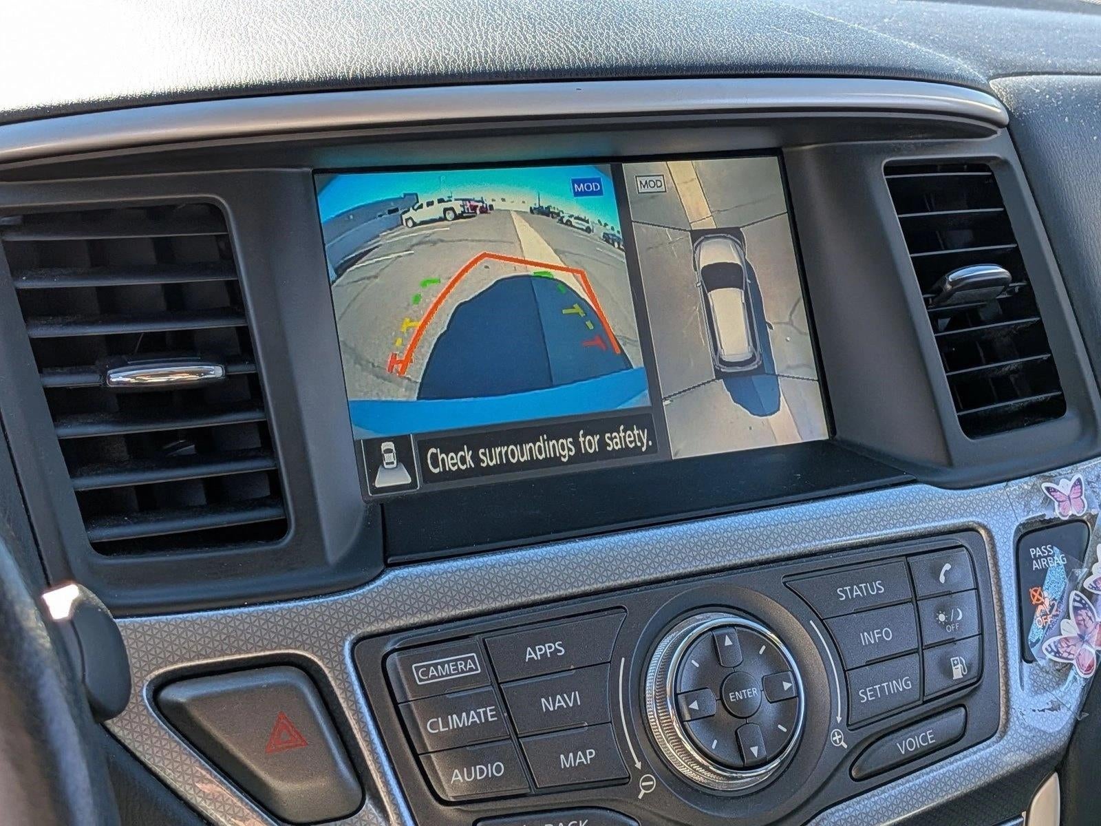 2019 Nissan Pathfinder SL