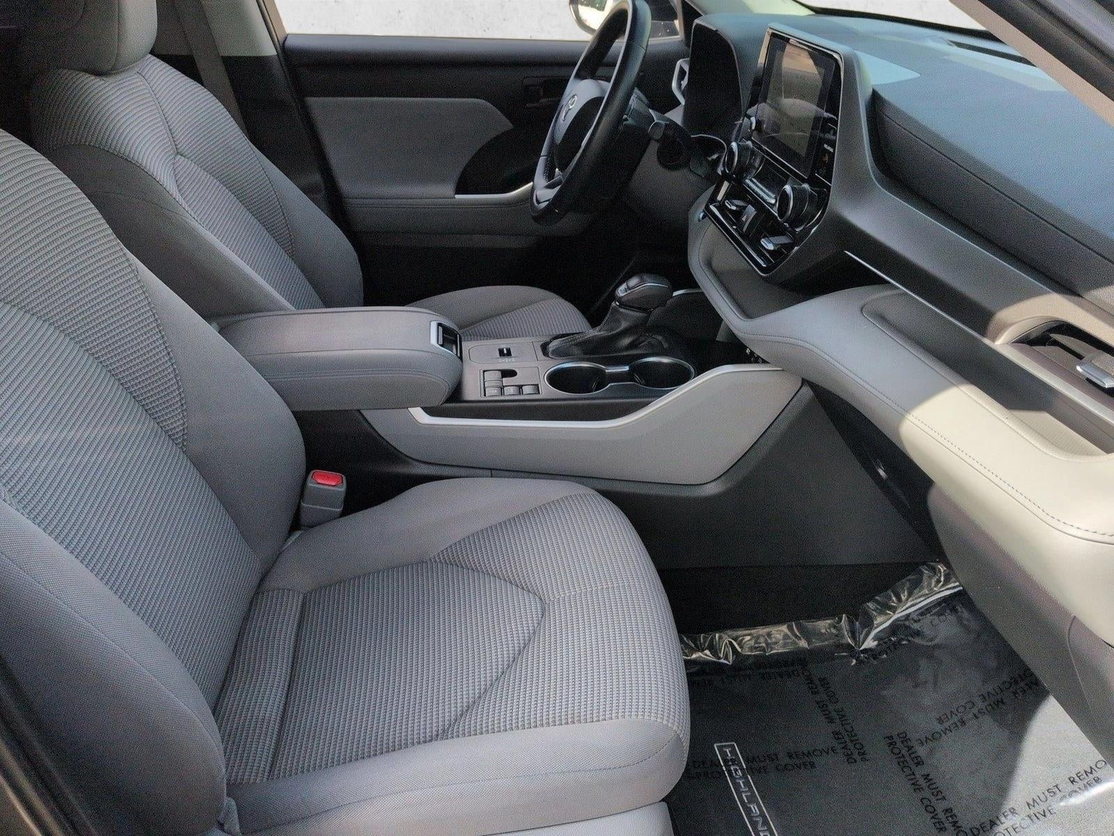 2023 Toyota Highlander LE