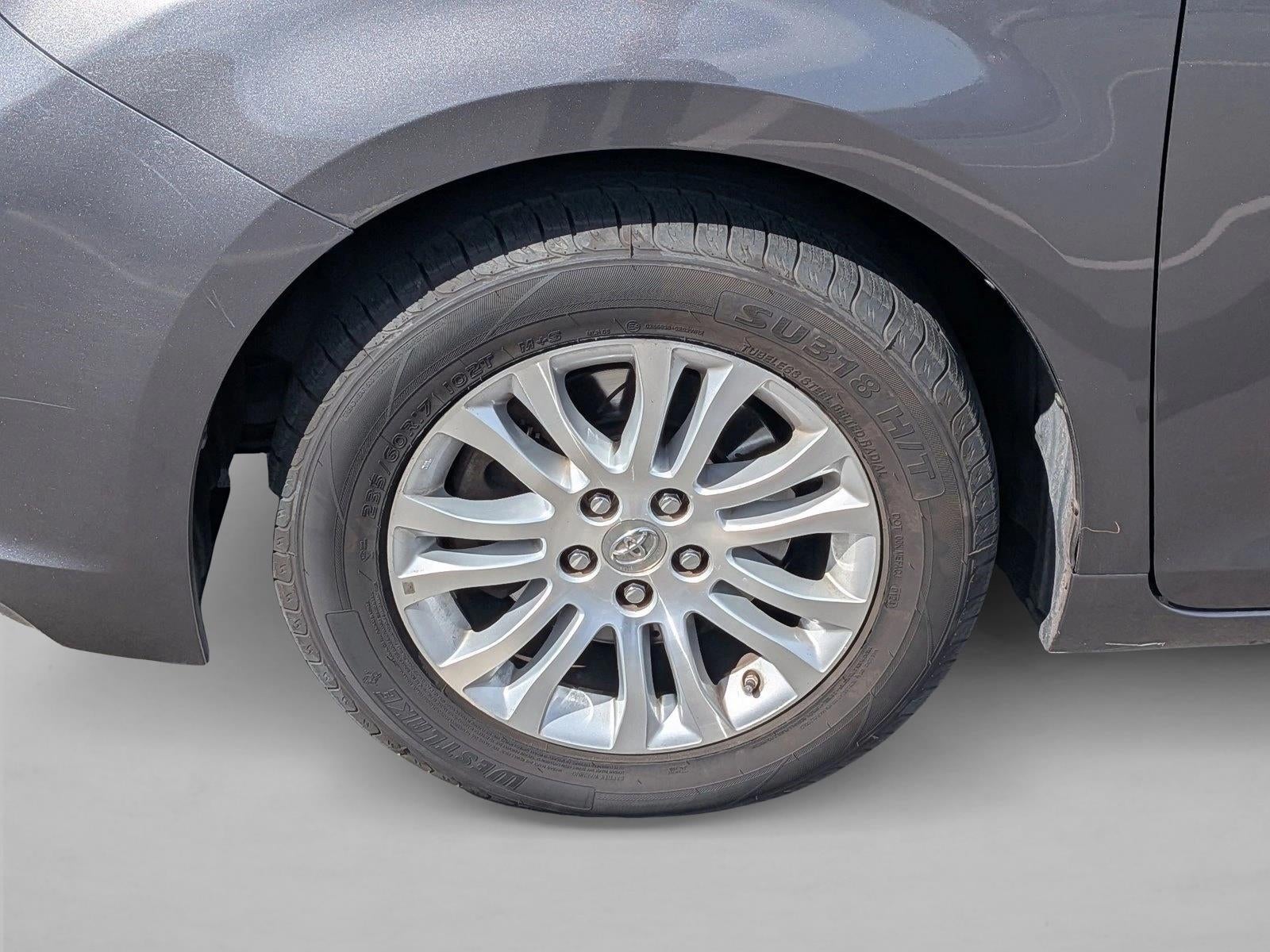 2014 Toyota Sienna XLE