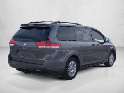 2014 Toyota Sienna XLE