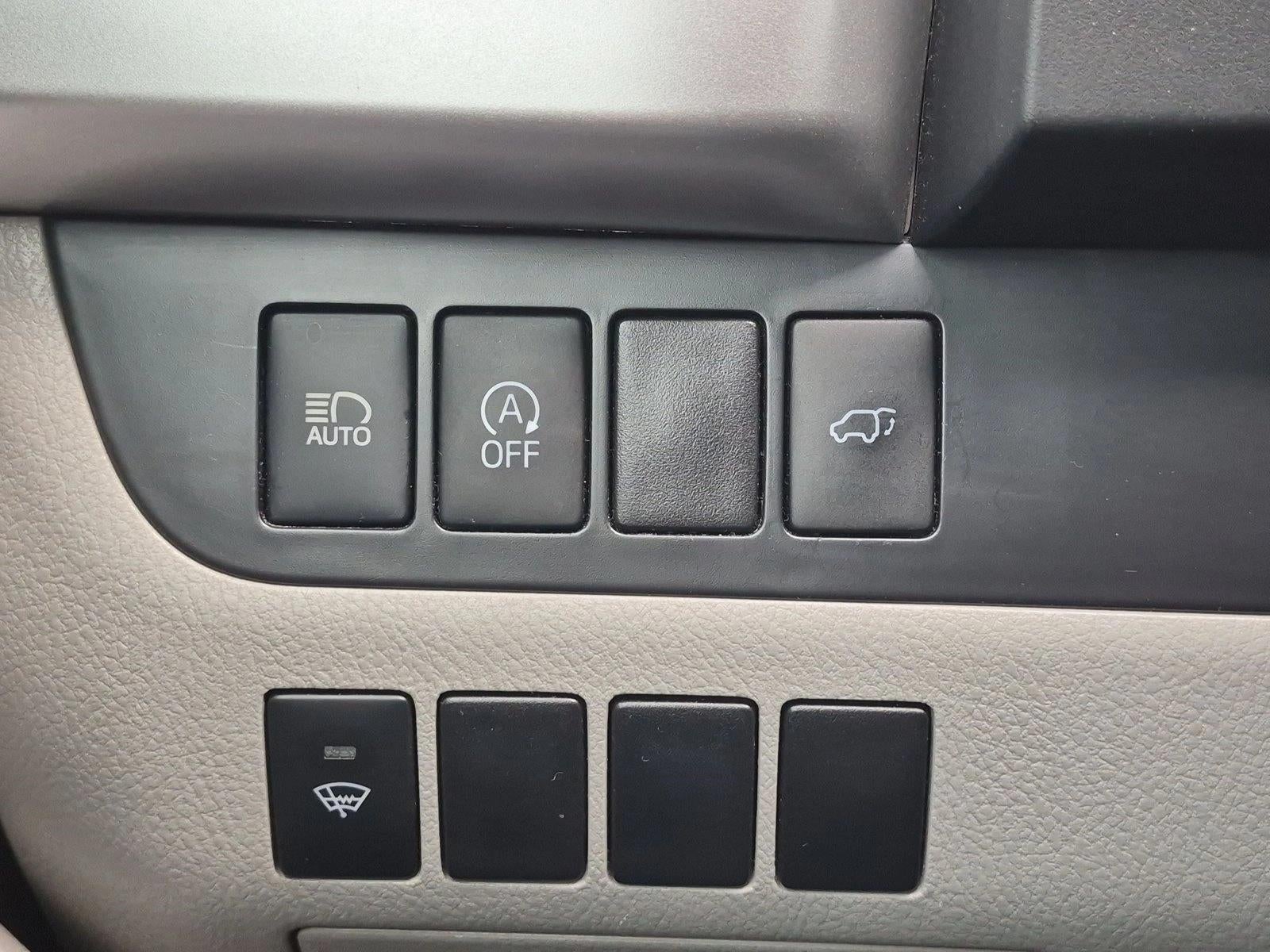 2017 Toyota Highlander LE