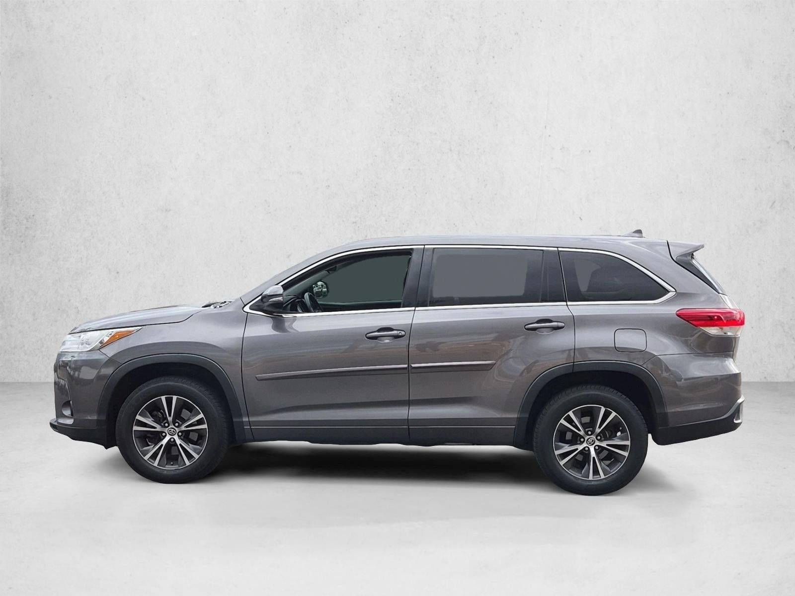 2017 Toyota Highlander LE
