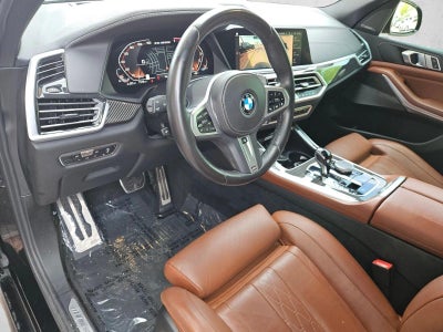 2022 BMW X5 M50i