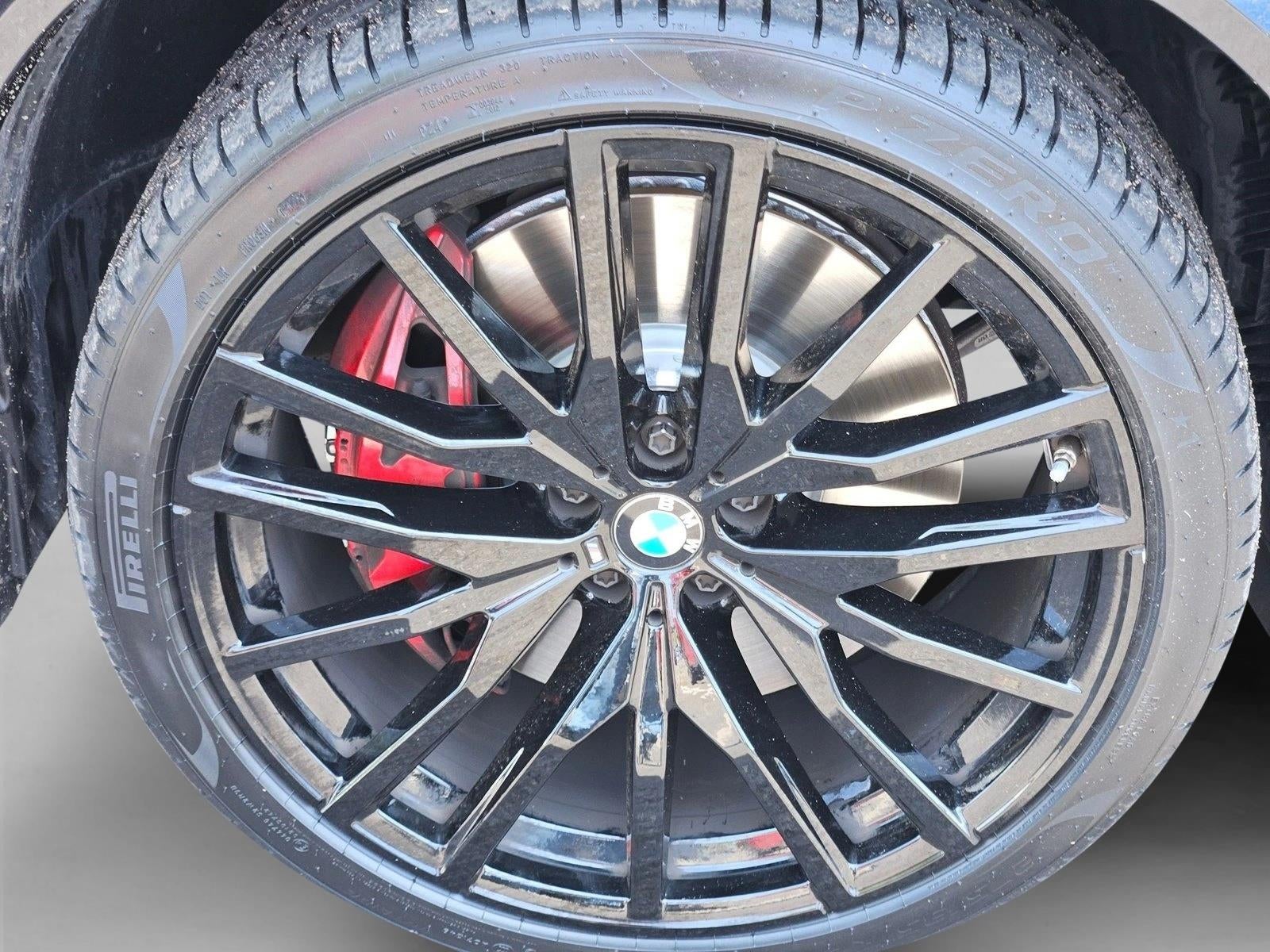 2022 BMW X5 M50i