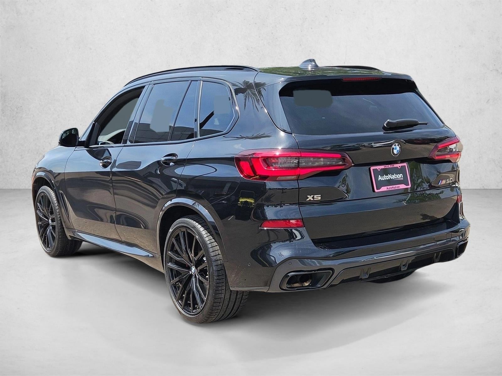 2022 BMW X5 M50i