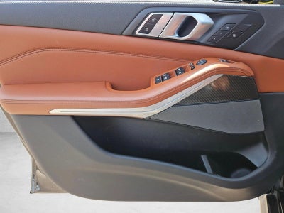 2022 BMW X5 M50i