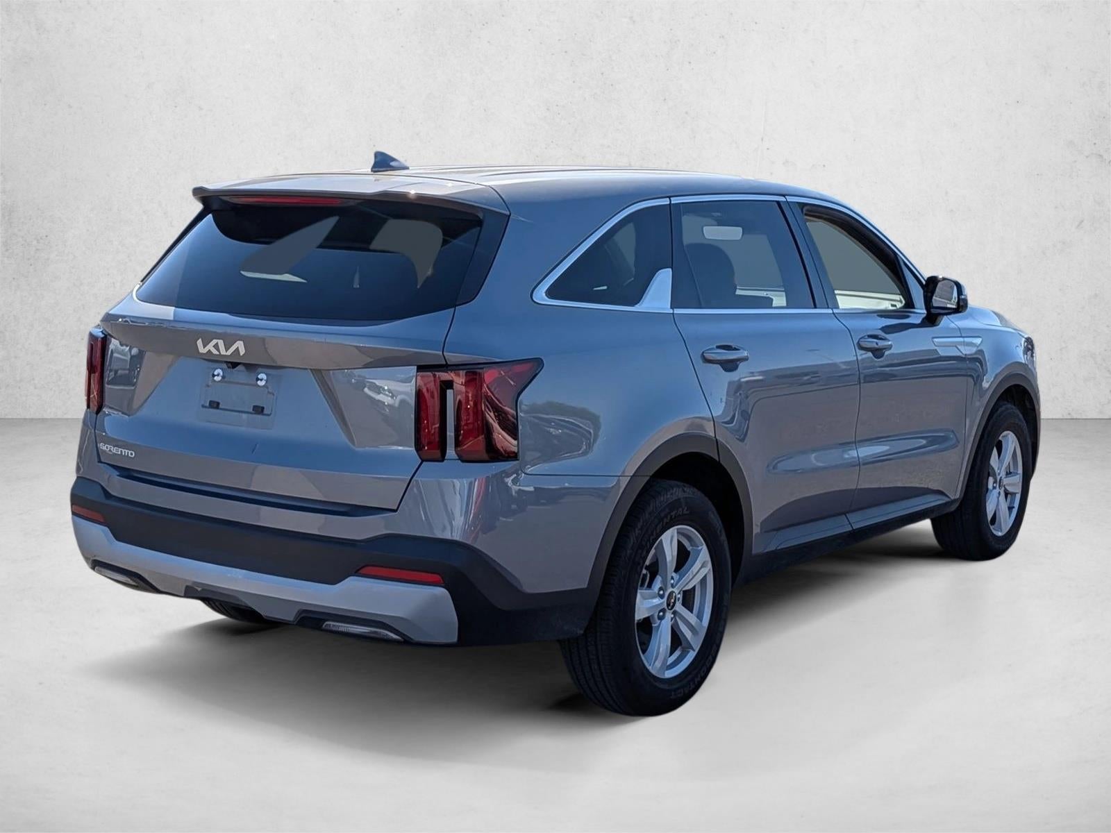 2025 Kia Sorento LX
