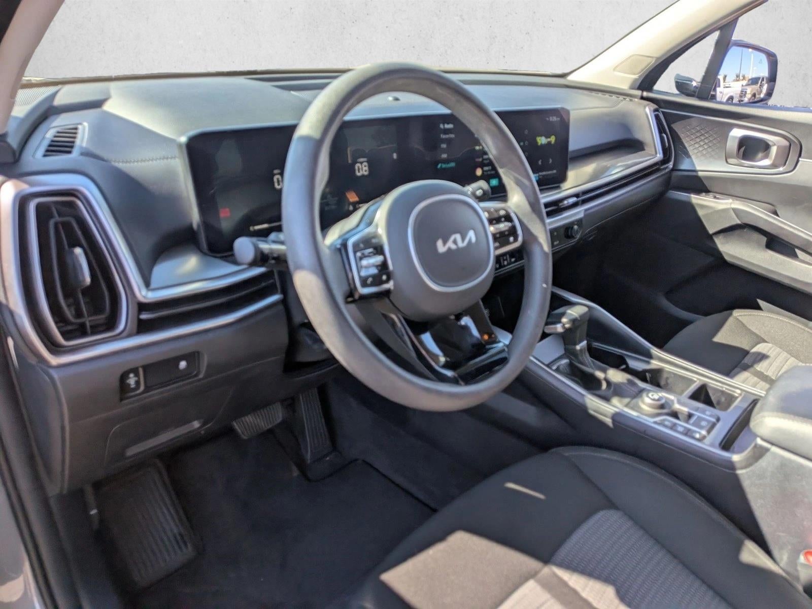 2025 Kia Sorento LX