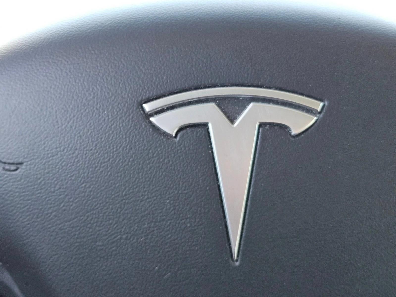 2021 Tesla Model 3 Standard Range Plus Rear-Wheel Drive