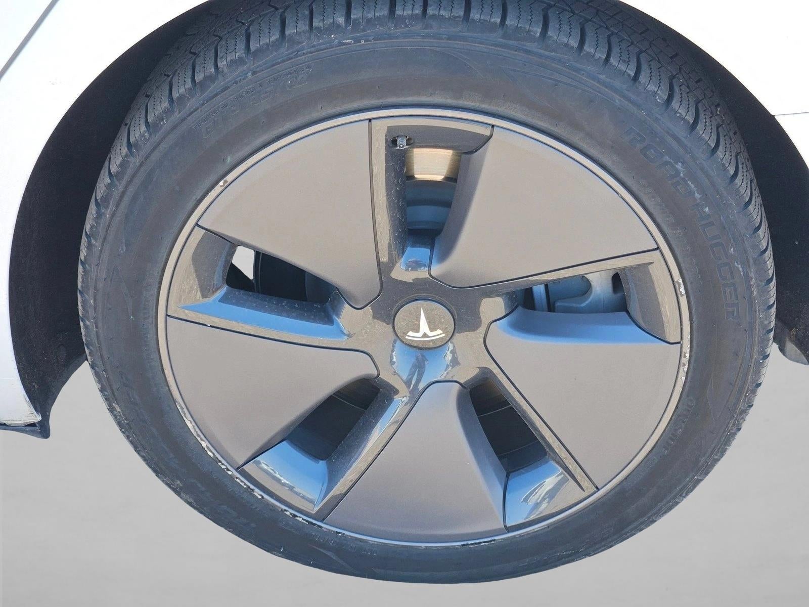 2021 Tesla Model 3 Standard Range Plus Rear-Wheel Drive