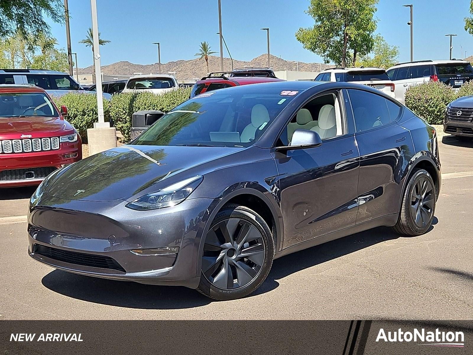 2025 Tesla Model Y Long Range