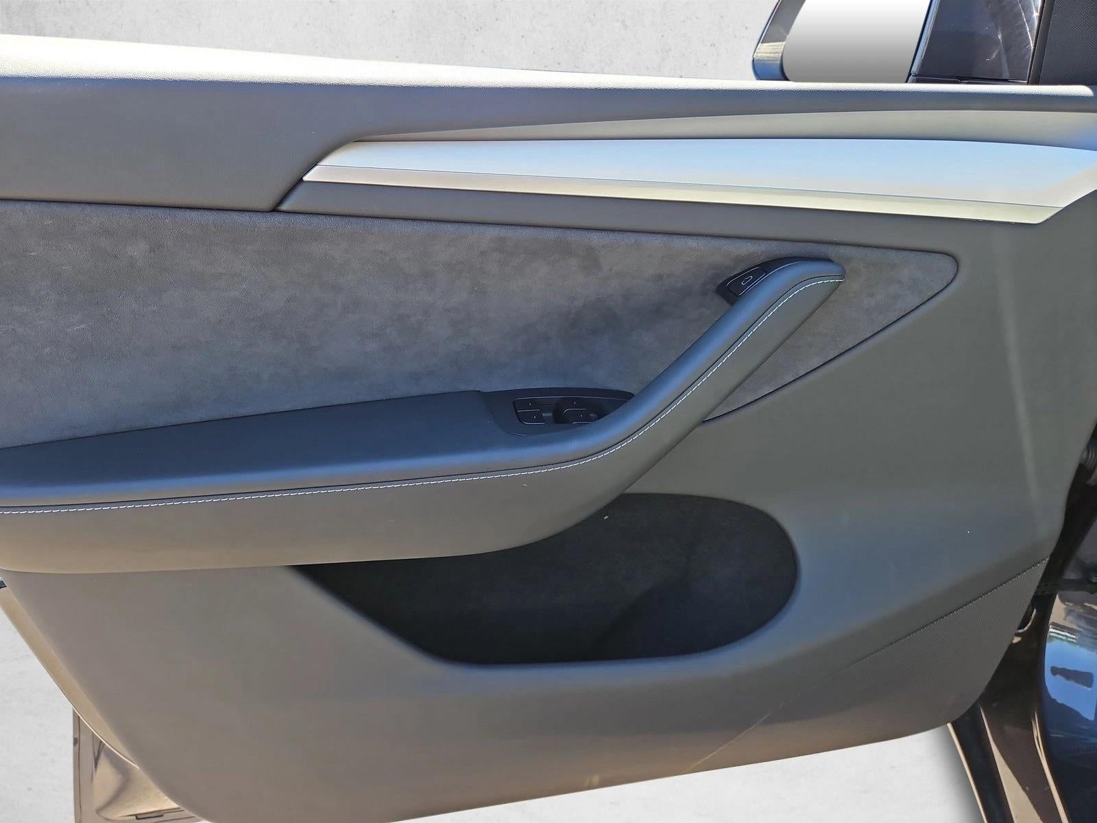 2025 Tesla Model Y Long Range