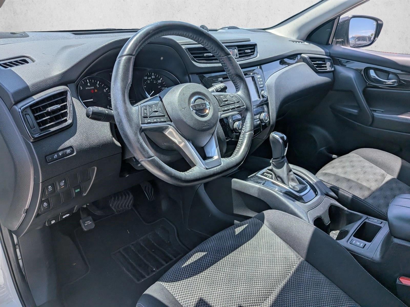 2017 Nissan Rogue Sport SV