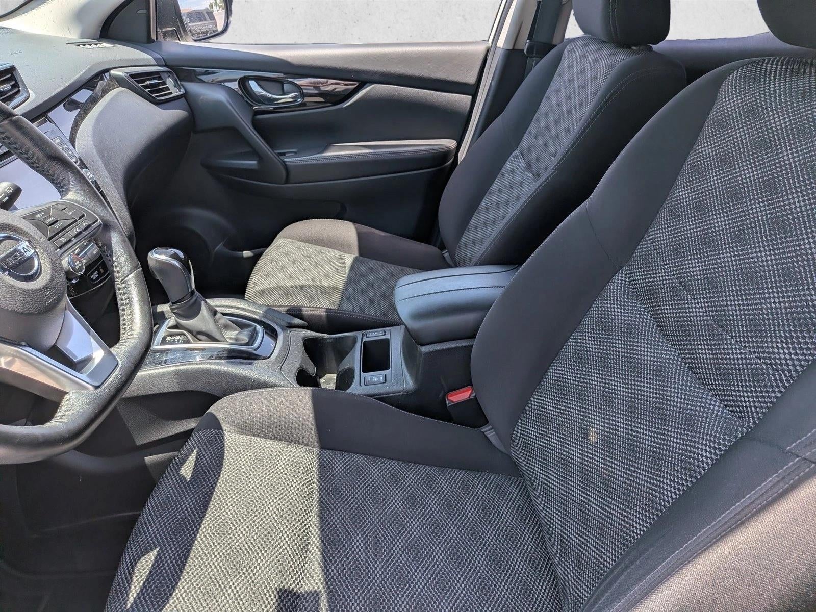 2017 Nissan Rogue Sport SV