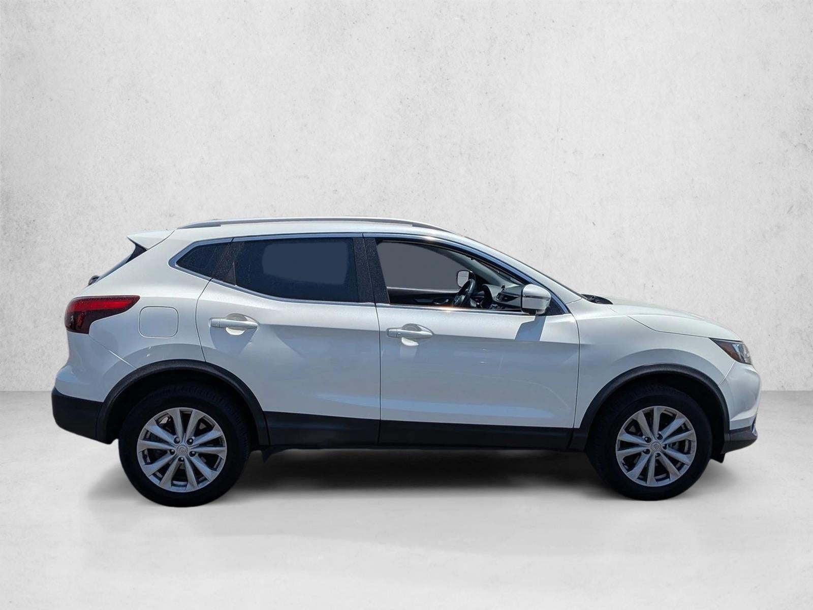 2017 Nissan Rogue Sport SV