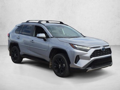 2024 Toyota RAV4 Hybrid SE