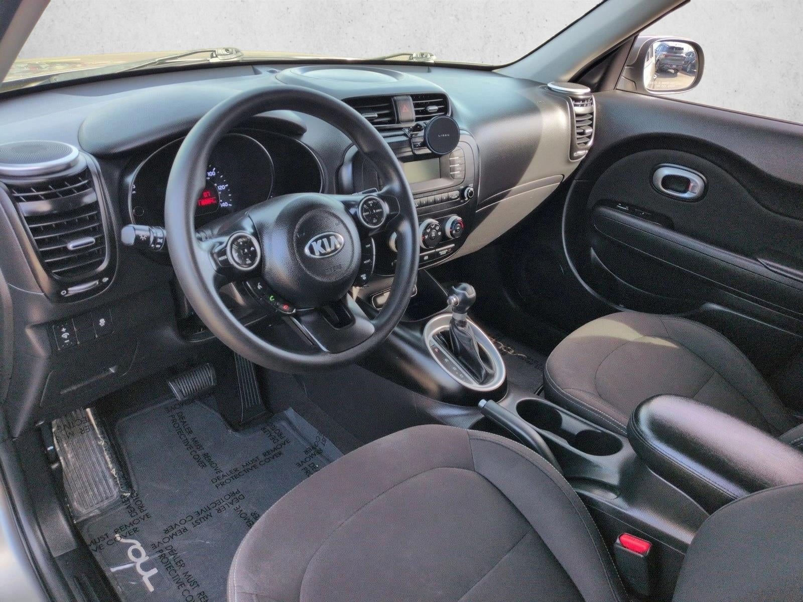 2016 Kia Soul Base