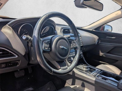2017 Jaguar XE 25t