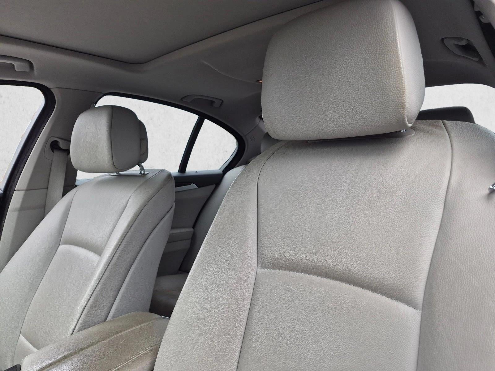 2012 BMW 5 Series 528i
