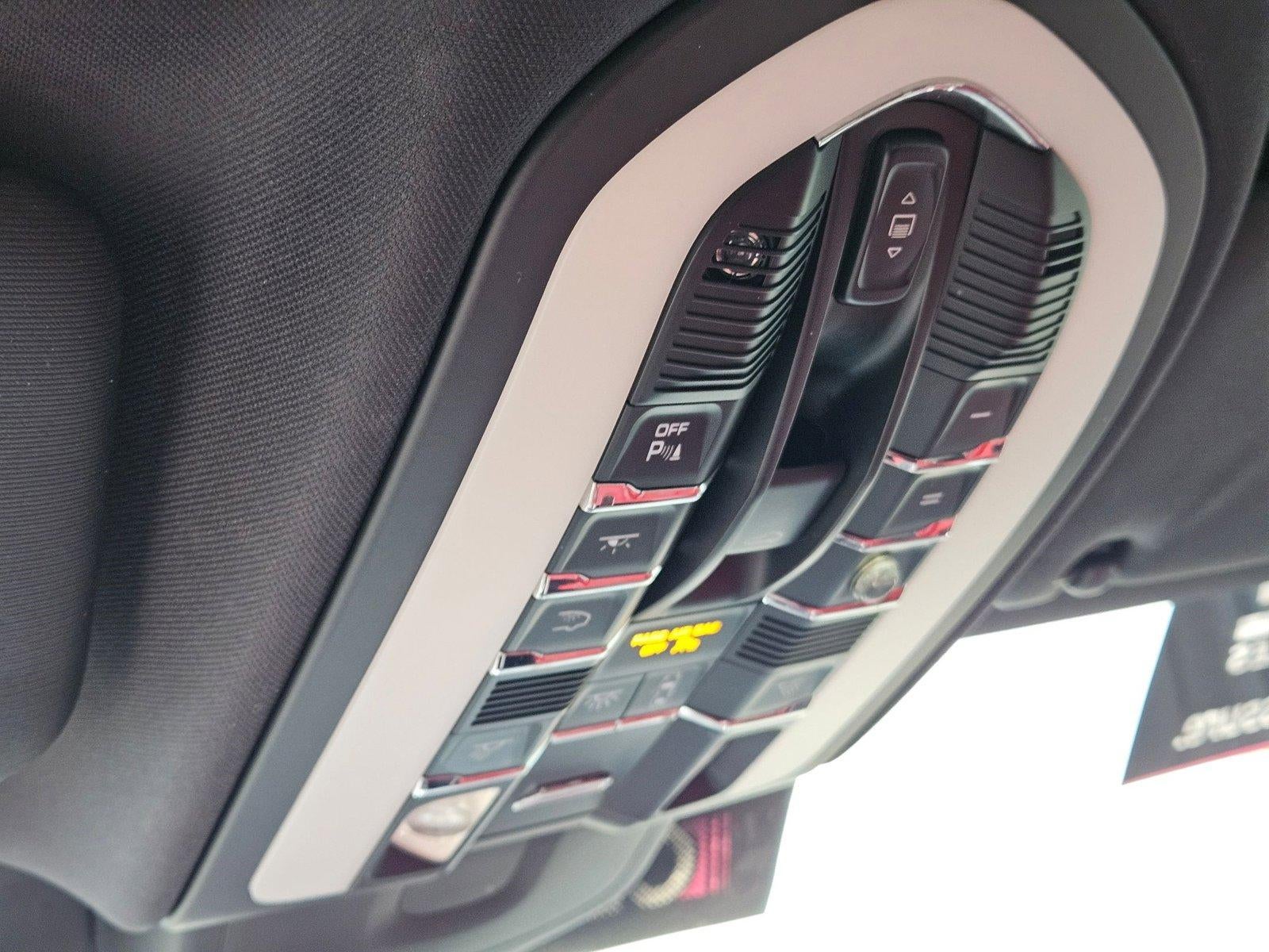 2017 Porsche Cayenne Base