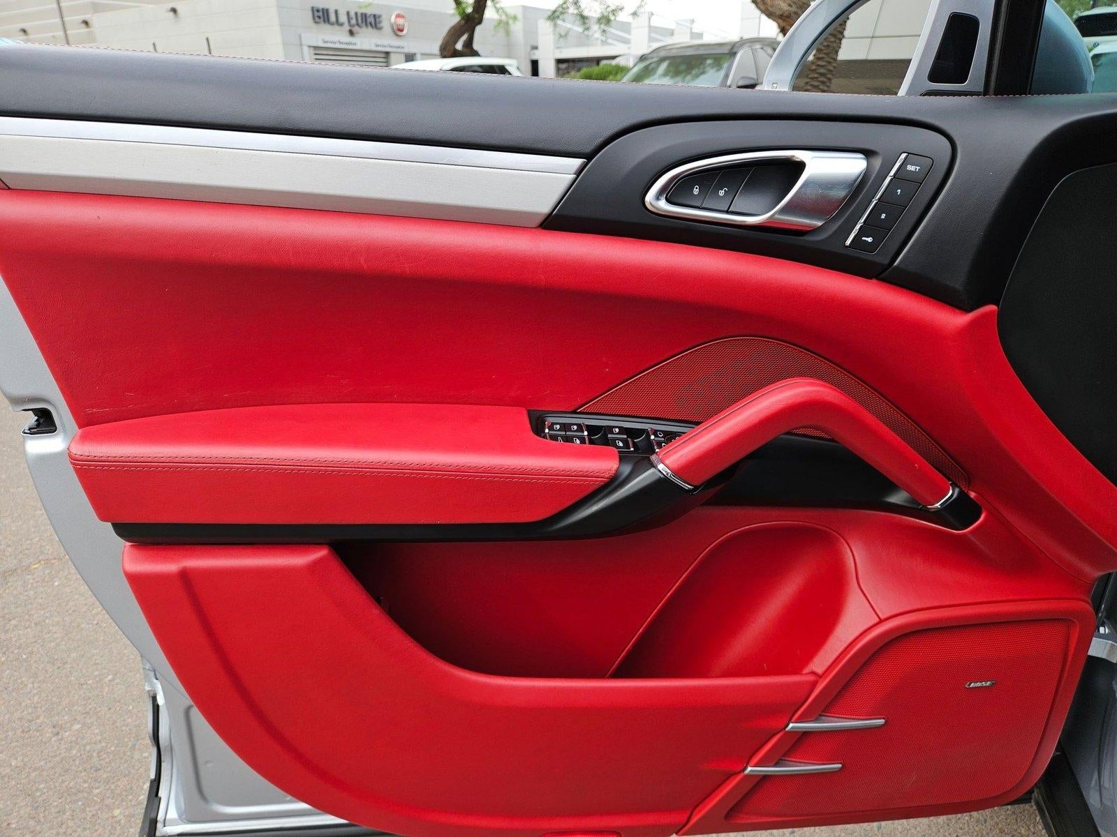 2017 Porsche Cayenne Base