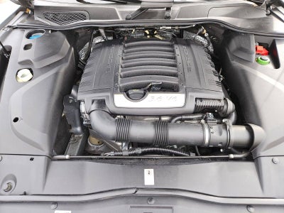 2017 Porsche Cayenne Base