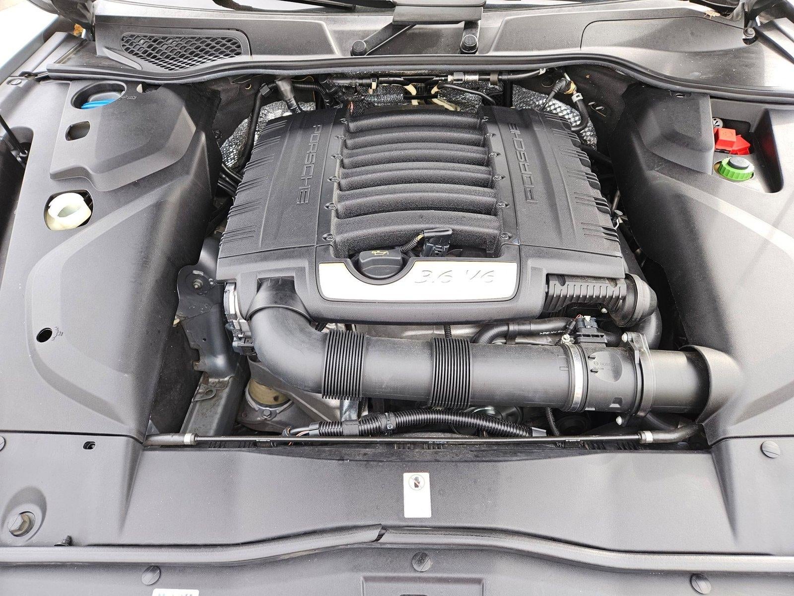 2017 Porsche Cayenne Base