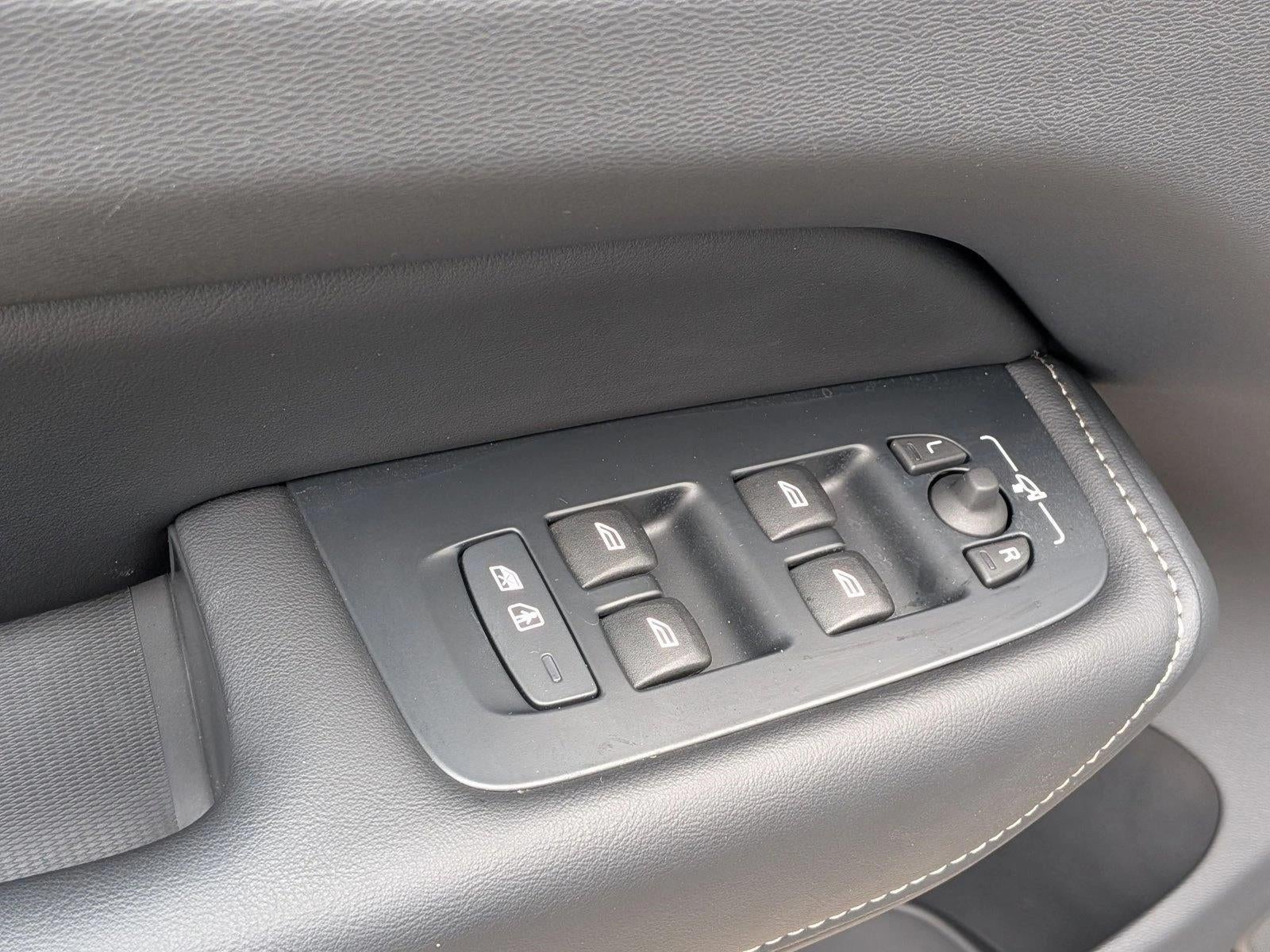 2025 Volvo XC60 Ultra